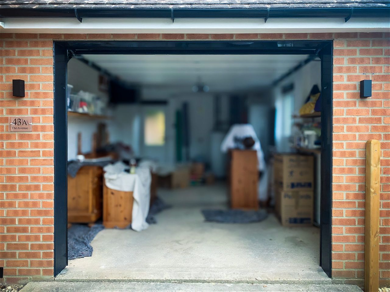 Automated & Electric Garage Doors install detail