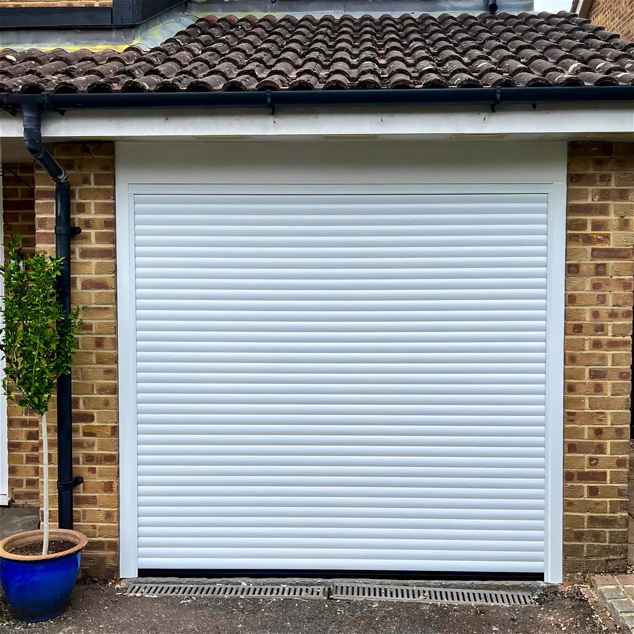 Roller Garage Doors install detail